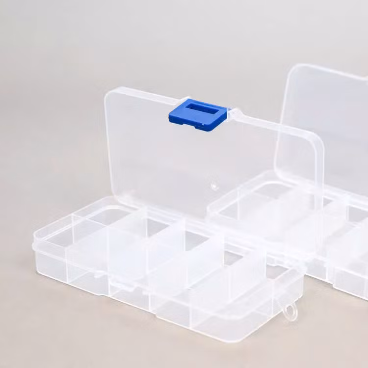 Thay vì sử dụng nhãn chữ trên thùng, hãy sử dụng nhãn ảnh được cắt từ hộp lego hoặc chụp ảnh các mảnh ghép, in ra rồi dán trên thùng. Lego có thể được lưu trữ theo nhiều cách khác nhau, từ hộp đựng có nắp và giỏ đan đến hệ thống ngăn kéo gắn tường tùy chỉnh. Điều quan trọng là chúng dễ tiếp cận để con bạn có thể dễ dàng lấy khi cần. Dưới đây là các ý tưởng lưu trữ lego cho con bạn: