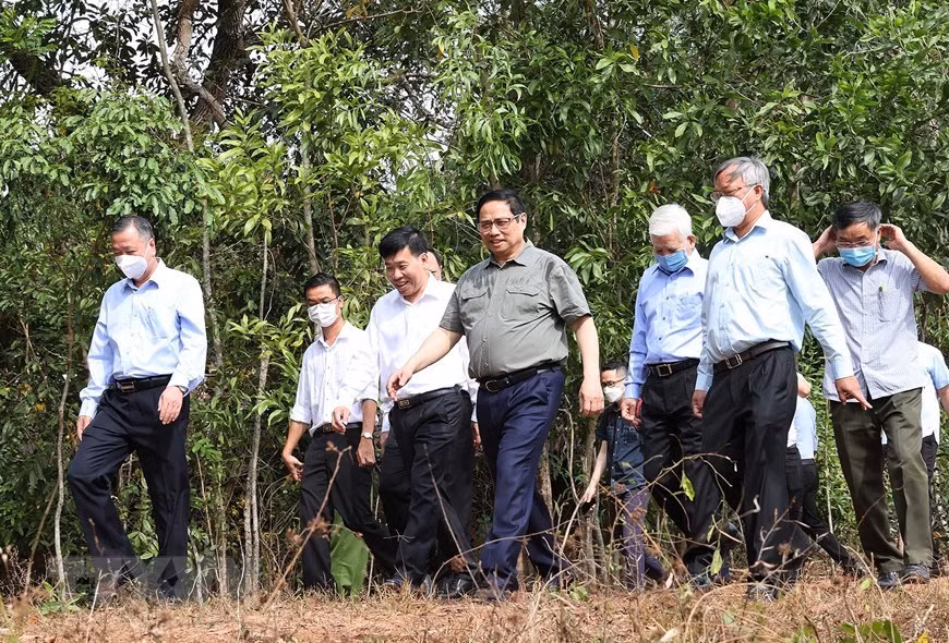 Thủ tướng khảo sát, dự lễ khánh thành một số dự án lớn tại Bình Phước - Hình 7 Thu tuong khao sat, du le khanh thanh mot so du an lon tai Binh Phuoc-Hinh-7