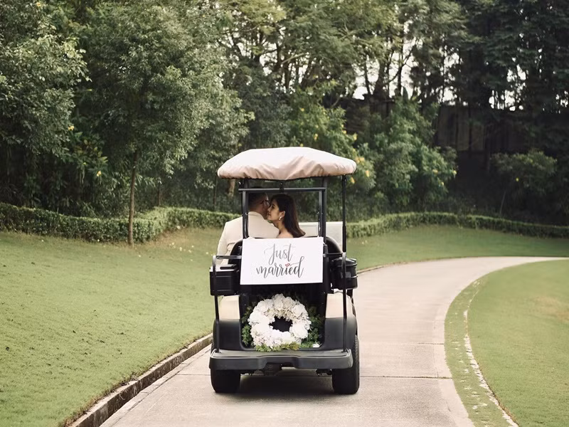 Sân golf được xem là "nơi tình yêu bắt đầu" của vợ chồng Thu Hoài.