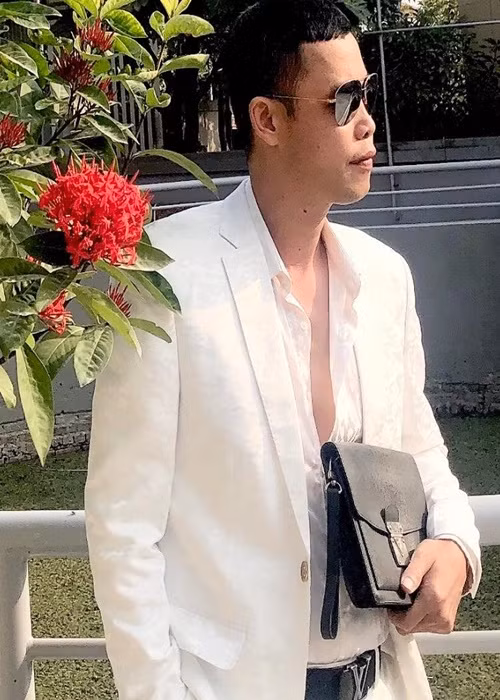Hiệp Gà tái hôn với Thu Trang. Thế nhưng, một năm sau đám cưới, hai người ly hôn. Sau Thu Trang, Hiệp Gà kết hôn với Diệu Thúy vào năm 2016 đến năm 2019 thì chia tay. Ảnh: FBNV