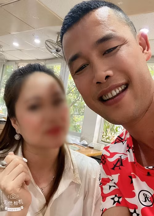 Hiep Ga bao lan vuong tin co ban gai sau khi ly hon lan 3?