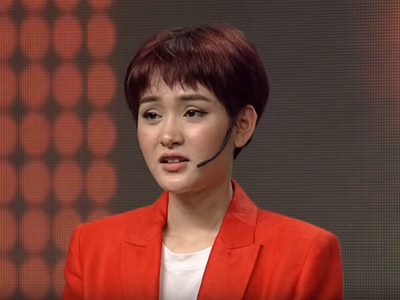 Năm 2016, Hiền Hồ tham gia cuộc thi X-Factor nhưng sớm dừng bước. Năm 2017, cô thử sức ở cuộc thi The Voice và giành danh hiệu á quân. Ảnh: VTV