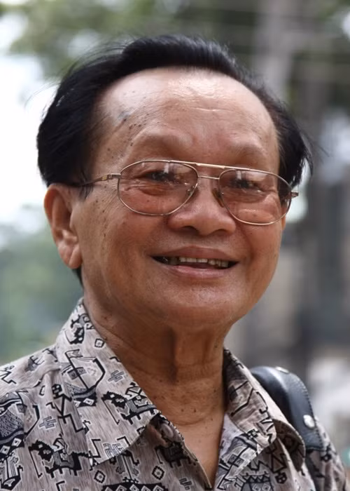 Về mối tình với bà Anh Thúy, nhạc sĩ Hồng Đăng từng tiết lộ, họ “cảm nắng” nhau tưởng như quên trời đất vào một ngày nắng vàng đến xốn xang. Còn vợ nam nhạc sĩ kể, ấn tượng đầu tiên về nhạc sĩ Hồng Đăng là người hóm hỉnh, hào hiệp với mọi người. Ảnh: Vietnamnet