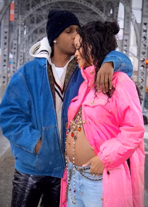 Cô mang thai với bạn trai rapper A$AP Rocky. Cặp đôi bắt đầu hẹn hò vào tháng 11/2020. Ảnh: VTV
