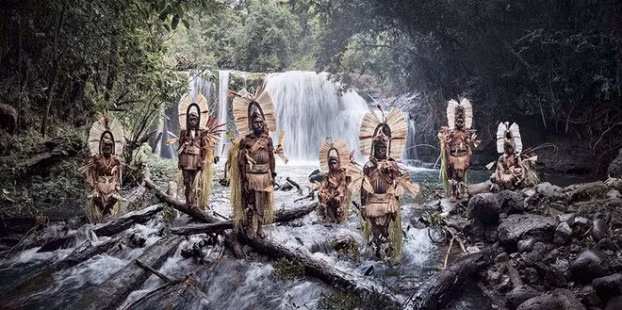 Người bản địa ở núi Bosavi, Papua New Guinea.