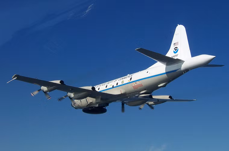 Hiện tại NOAA đang tiến hành đại tu cả hai chiếc WP-3D Orion trong giai đoạn từ 2015-2017 với giá trị ước tính lên tới 35 triệu USD cho phép bộ đôi này hoạt động thêm ít nhất hai thập kỷ nữa.