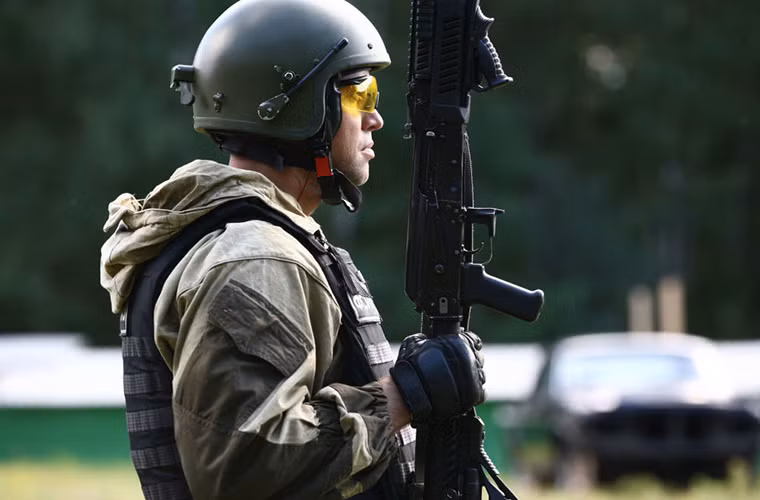 Hình ảnh trinh sát đặc nhiệm Nga huấn luyện tại vùng núi tuyết Dagestan. Nguồn ảnh: Sputnik.