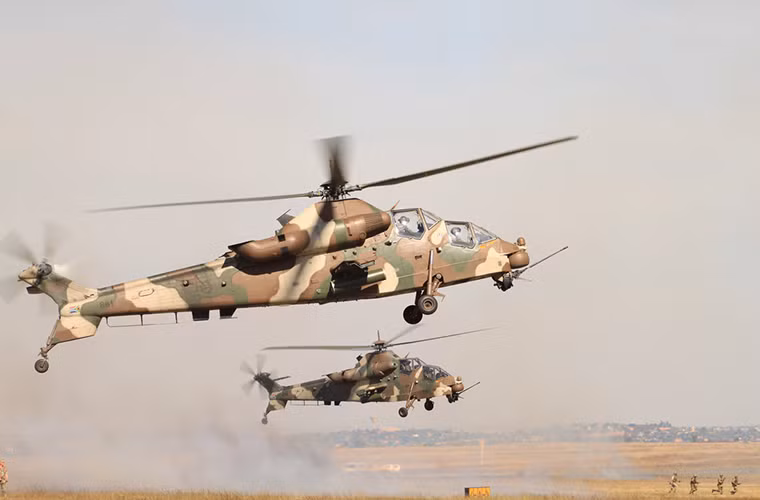 Denel Rooivalk hay còn được biết tới với cái tên AH-2 là dòng trực thăng tấn công được thiết kế và sản xuất bởi hãng Denel dành cho Quân đội Nam Phi. AH-2 được phát triển từ giữa năm 1980 với chuyến bay thử nghiệm đầu tiên vào năm 1990, tuy nhiên cho đến nay chỉ có khoảng 12 chiếc AH-2 được Không quân Nam Phi đưa vào trang bị.