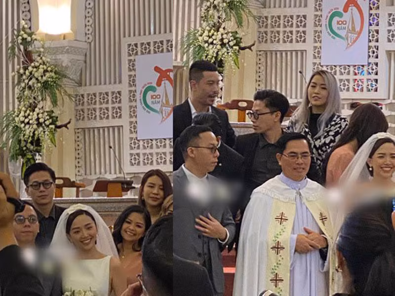 Tại nhà thờ, Tóc Tiên mặc chiếc váy cưới có phần cổ khá kín đáo, phần tay áo khoét sâu, chiết eo giúp khoe vẻ gợi cảm. Ảnh: Hóng hớt showbiz