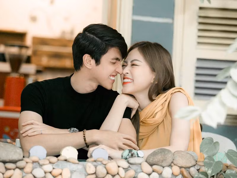 Bình An lên danh sách quà tặng cho Phương Nga nhân dịp Lễ Tình nhân 14/2.