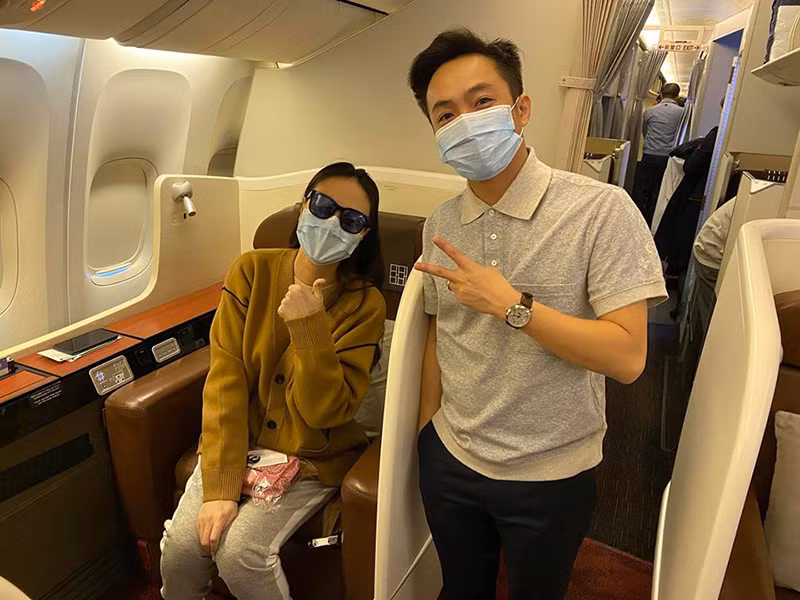 Dịp Tết Nguyên Đán 2020, khi đang du lịch ở Mỹ, Cường Đô la tặng Đàm Thu Trang chiếc nhẫn kim cương đắt đỏ.