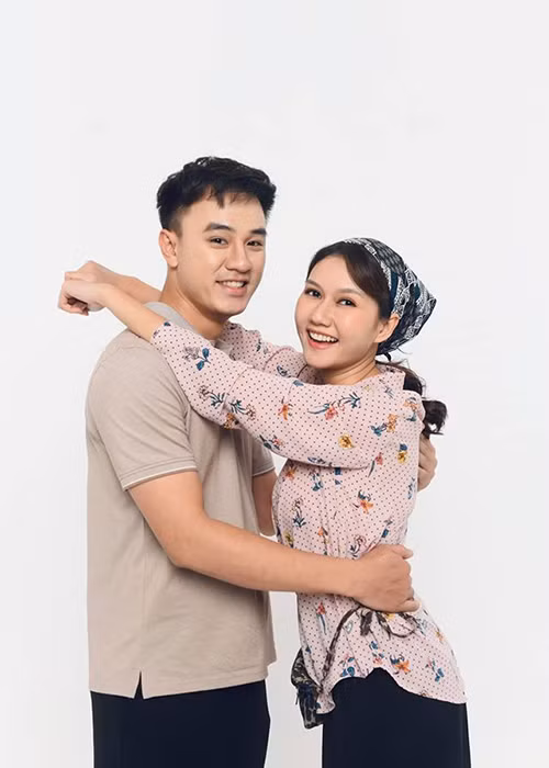 Ve ngoai chuan soai ca cua Quang Trong dong Vien “Co gai nha nguoi ta“