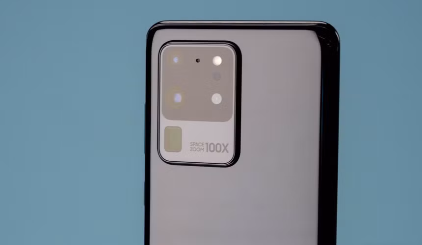 Giống như những phóng viên khác, tôi được trao một chiếc Galaxy S20 Ultra và khám phá thành phố này. Camera được xem là một trong những điểm nâng cấp đáng giá nhất trên Galaxy S20 Ultra.