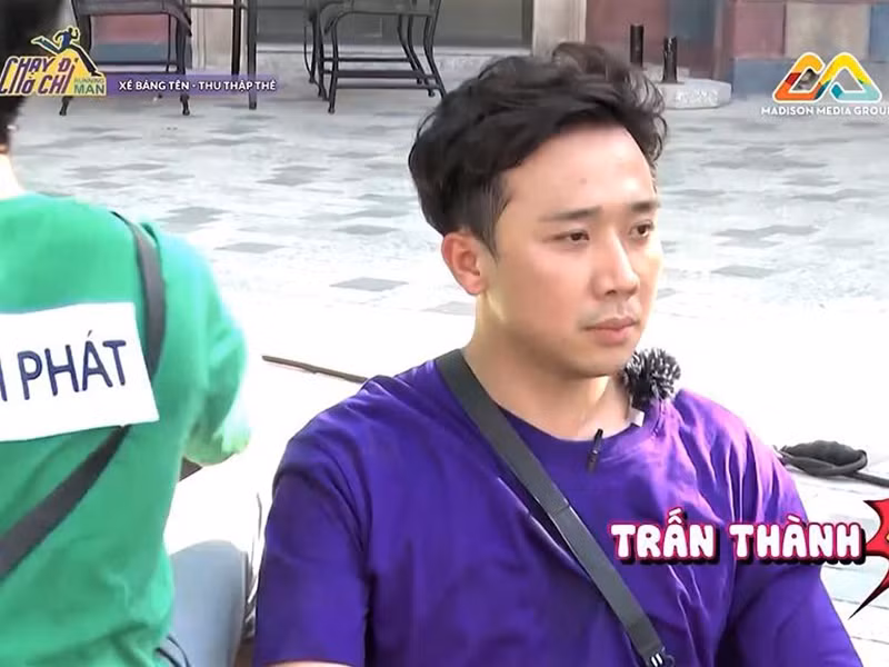 Ở “Chạy đi chờ chi”, Trấn Thành là một trong số 7 thành viên cố định. 6 thành viên còn lại gồm Ngô Kiến Huy, BB Trần, Ninh Dương Lan Ngọc, Liên Bỉnh Phát, Trương Thế Vinh và Jun Phạm. Ảnh: Yeah1