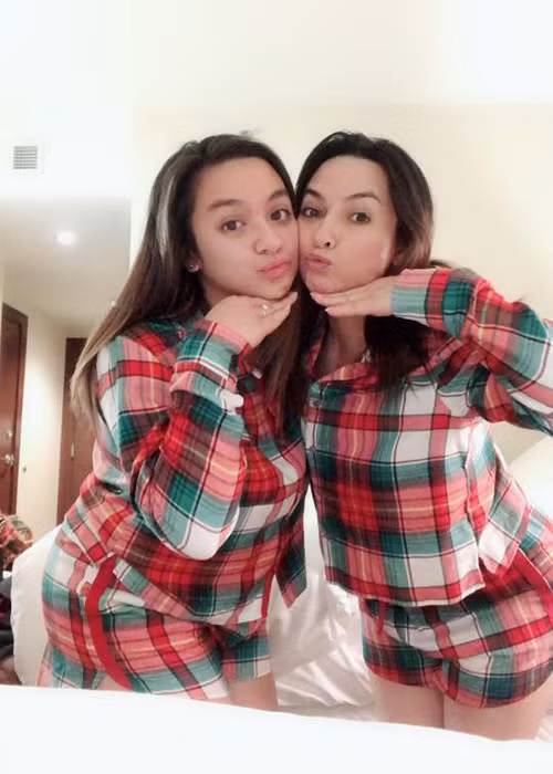 Wendy cho biết, cô và mẹ ít gặp nhau nhưng trong tim cô lúc nào cũng có mẹ.