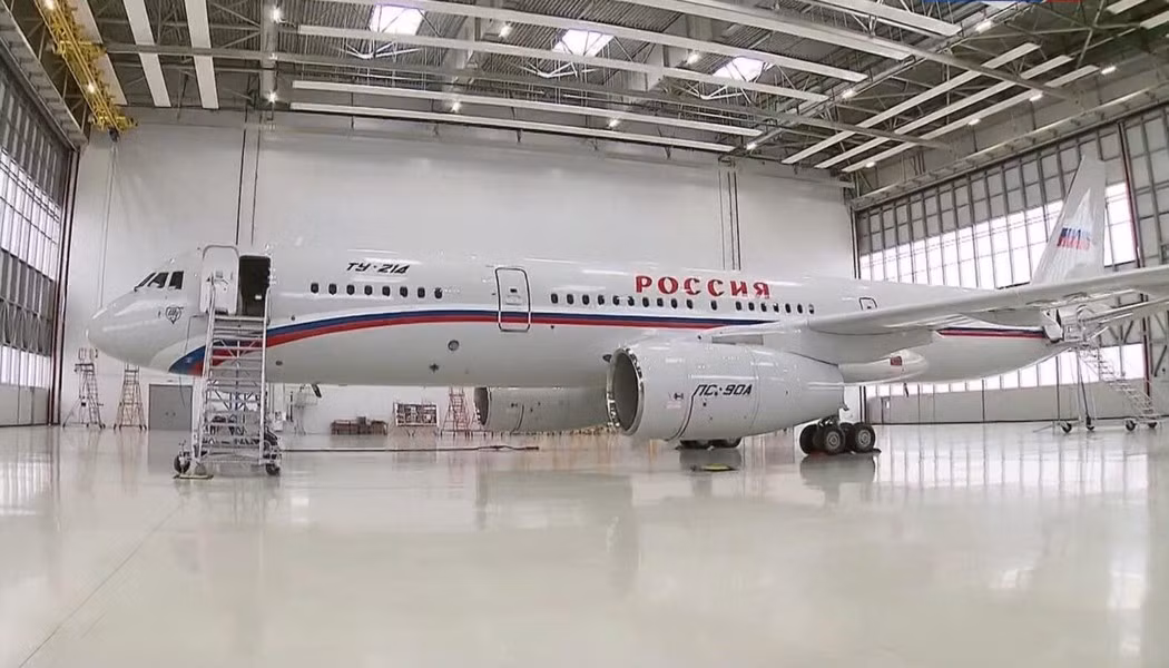 Cụ thể, tại sân bay của Nhà máy hàng không Kazan được đặt theo tên S.P. Gorbunov đã diễn ra chuyến bay sau khi khôi phục khả năng hoạt động của máy bay Tu-214, phương tiện này dự định được sử dụng làm "phòng thí nghiệm bay".