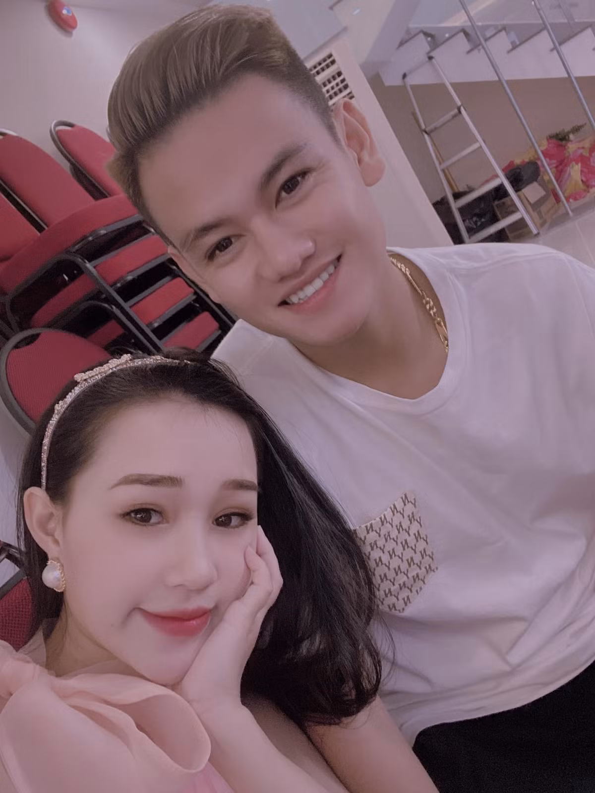 Hồ Tấn Tài và bạn gái lâu năm là những người khá kín kẽ trong chuyện tình cảm.