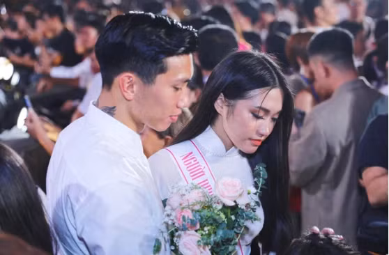 Sau cuộc thi, Hải My được cư dân mạng chú ý khi là "người tình tin đồn" của cầu thủ Đoàn Văn Hậu, thậm chí từng vướng nghi vấn kết hôn với cầu thủ nổi tiếng này.