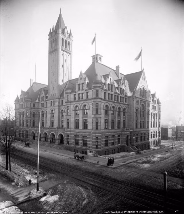 Quy mô "khủng" của tòa nhà bưu điện ở Milwaukee, Wisconsin, Mỹ năm 1901.