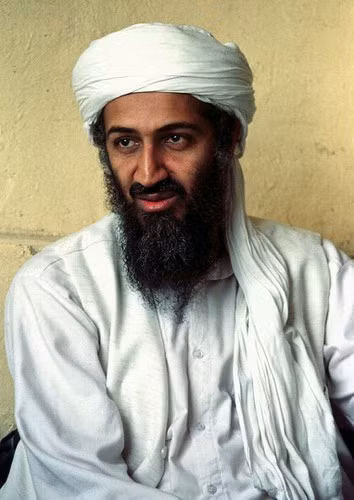 Do đó, sau khi xem xét kỹ lưỡng, giới chức Mỹ quyết định thủy táng bin Laden để không xảy ra những tình huống nguy hiểm trong tương lai.