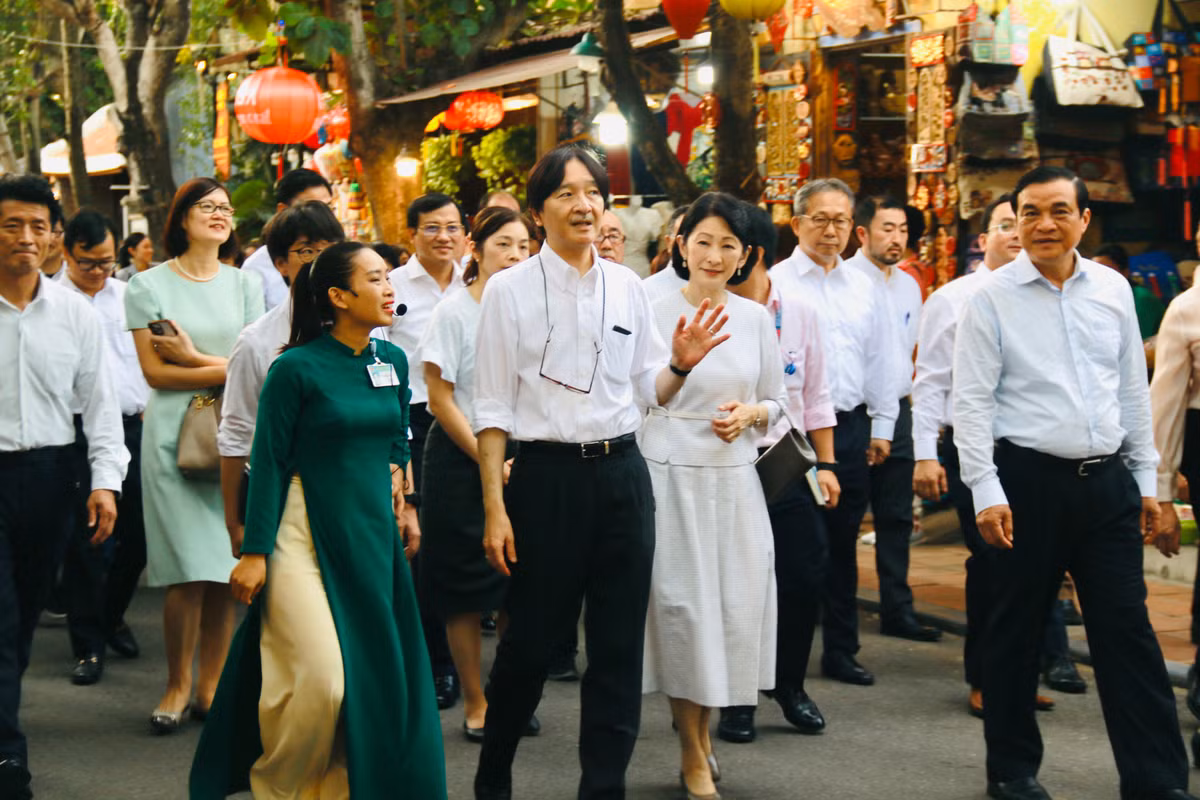 Dịp này, Hoàng Thái tử Nhật Bản Akishino và Công nương Kiko đã đến thăm Châu Ấn Thuyền, Chùa Cầu, Nhà trưng bày văn hóa Nhật Bản tại Hội An, và tham dự trình diễn trà đạo.