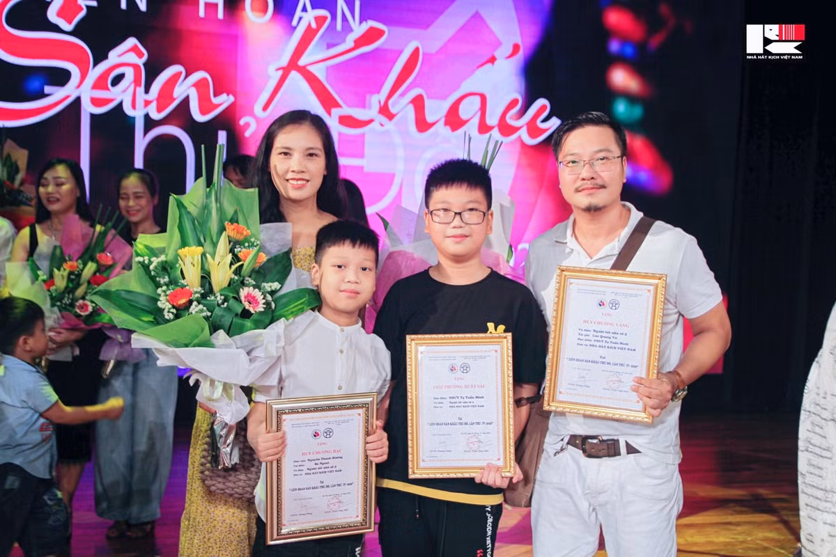 NSUT Ta Tuan Minh: No luc vuot kho khan de cham toi qua ngot-Hinh-4