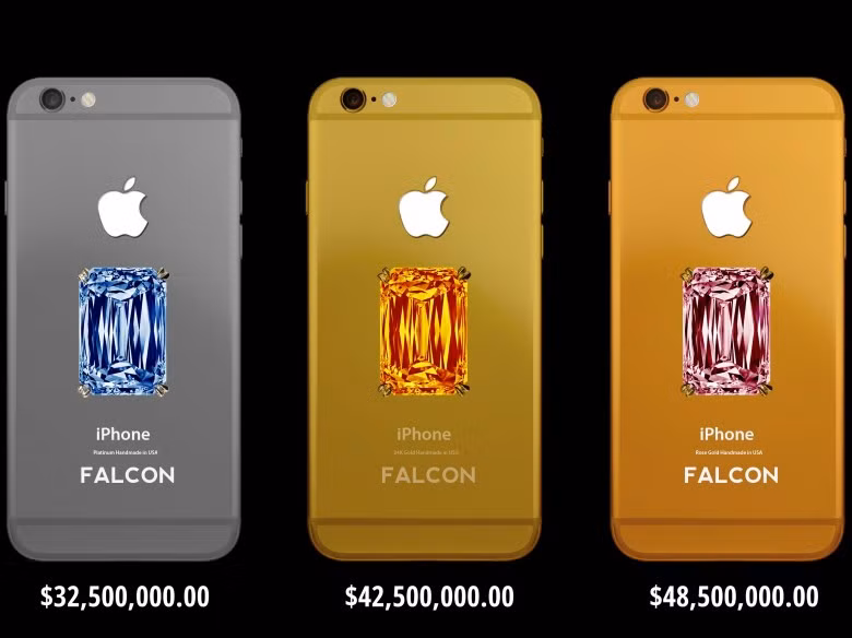 1. Falcon SuperNova Pink Diamond iPhone 6 (48,5 triệu USD): Danh hiệu chiếc điện thoại đắt nhất thế giới thuộc về phiên bản SuperNova iPhone 6 RoseGold Pink Diamond dung lượng 128 GB được gắn viên kim cương hồng của Falcon Luxury. Chiếc điện thoại này có giá tới 48,5 triệu USD chưa tính thuế, chế độ bảo hành 5 năm. Nếu không đủ tiền, người mua có thể chọn các phiên bản "rẻ" hơn như Orange Diamond 42,5 triệu USD hay Blue Diamond 32,5 triệu USD.