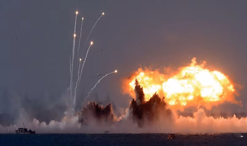 Nga lần đầu tiên công khai vũ khí đã triển khai tại bán đảo Crimea kể từ khi sáp nhập vào lãnh thổ liên bang với hơn 4.000 mẫu vũ khí mới và trang thiết bị quân sự nâng cấp.