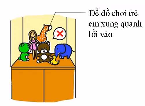  6. Để đồ chơi trẻ em xung quanh lối vào: Để quá nhiều búp bê và đồ chơi trẻ em ở ngay lối vào của ngôi nhà là một cấm kỵ vì chúng sẽ hút đi may mắn của bạn. Lời khuyên: Thay vì để đồ chơi ở vị trí này, bạn nên thay thế bằng những biểu tượng phong thủy tốt lành.