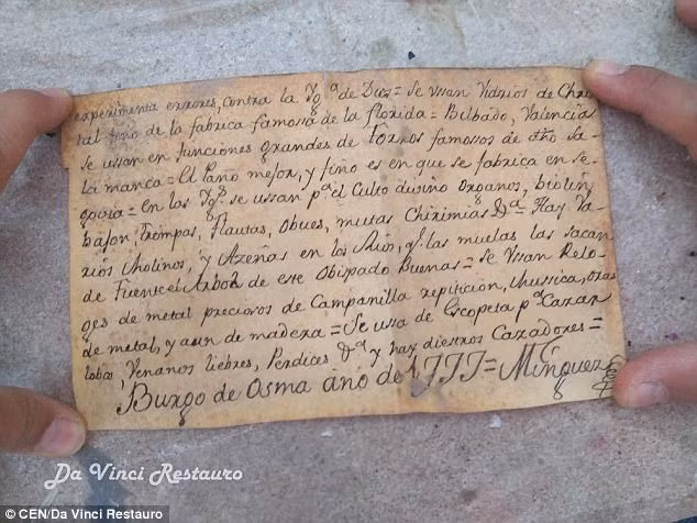 Tượng Chúa Jesus trên được lưu giữ tại nhà thờ Santa Agueda ở làng Sotillo de la Ribera thuộc tỉnh Burgos, phía bắc Tây Ban Nha.