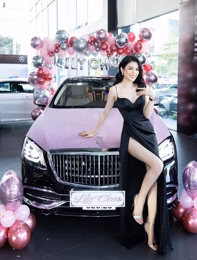 Hơn 1 năm trước, mỹ nhân quê Tây Ninh gây chú ý khi tuyên bố năm 25 tuổi đã có 50 tỷ đồng.