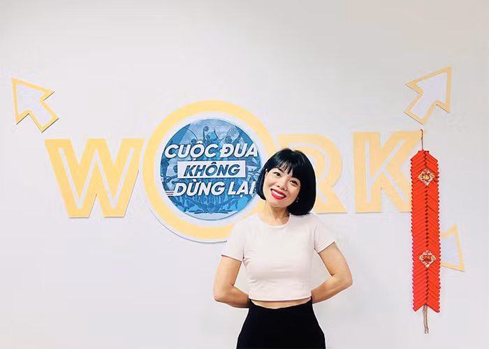 Vẻ năng động và nụ cười luôn thường trực trên môi cũng là một trong những lý do khiến Bạch Dương trẻ hơn so với tuổi.