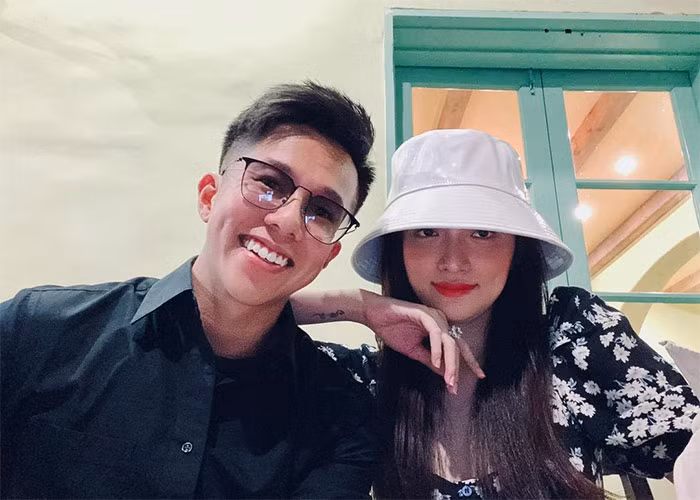 Ngày 19/8/2022, sau hai năm hẹn hò, Hương Giang tuyên bố chia tay Matt Liu trên trang cá nhân: "Một hành trình yêu khép lại. Hành trình làm bạn sẽ mở ra. Sẽ luôn bên cạnh mỗi khi cần, chia sẻ những buồn vui trong cuộc sống, những gì tốt đẹp nhất chúng ta đã dành cho nhau vẫn không có gì thay đổi được. Cảm ơn tất cả những điều tuyệt vời anh đã dành cho em".