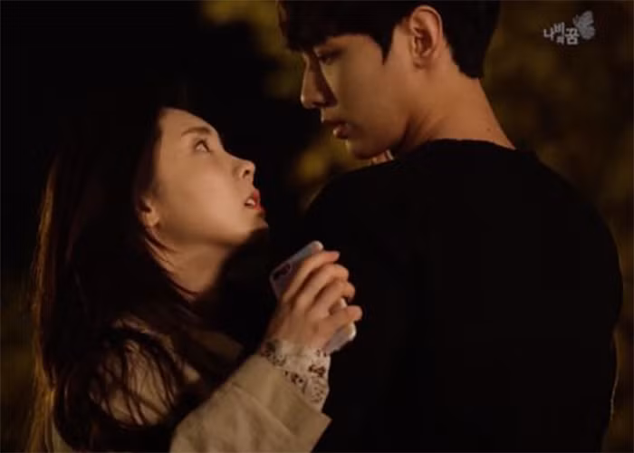 Lee Ji H trong web drama "Dream of Butterfly" (2019). (Ảnh: Tangkapan)