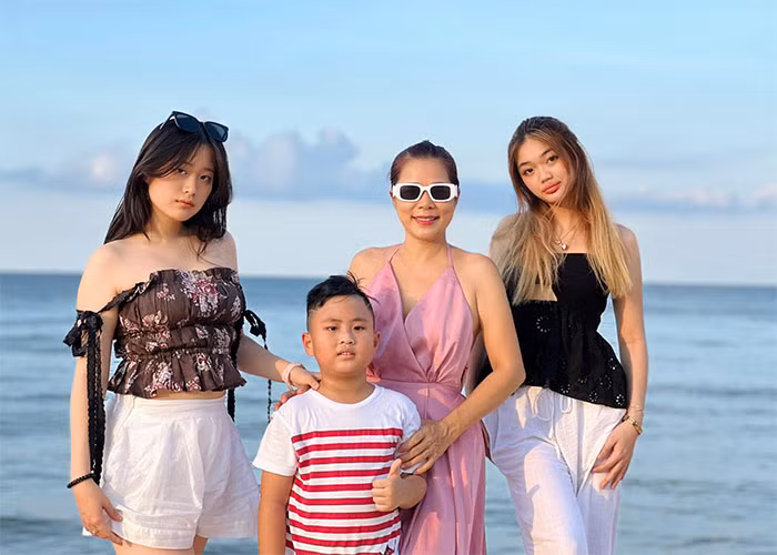 Ngam 3 con xinh dep, gioi giang cua ca si My Le