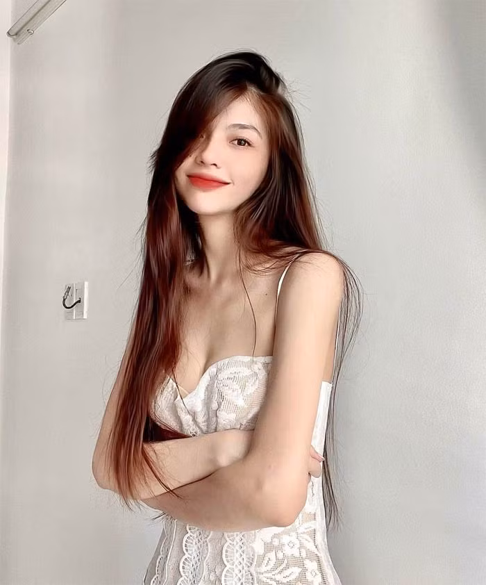 Nhan sac hot girl kem 9 tuoi nghi hen ho Ngo Kien Huy