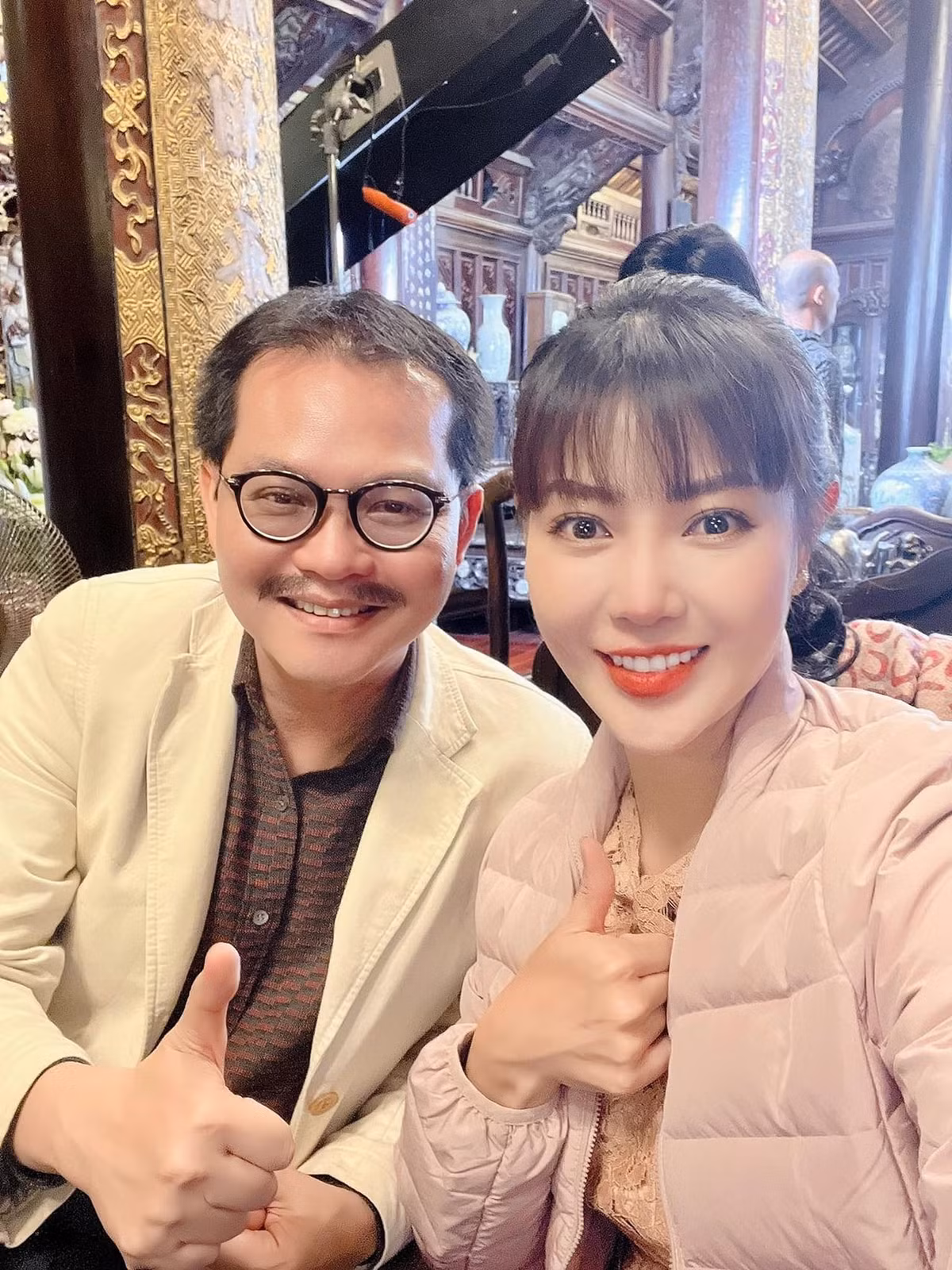 NSND Trung Hiếu và Thanh Hương trong hậu trường "Đại gia chân đất số 13".