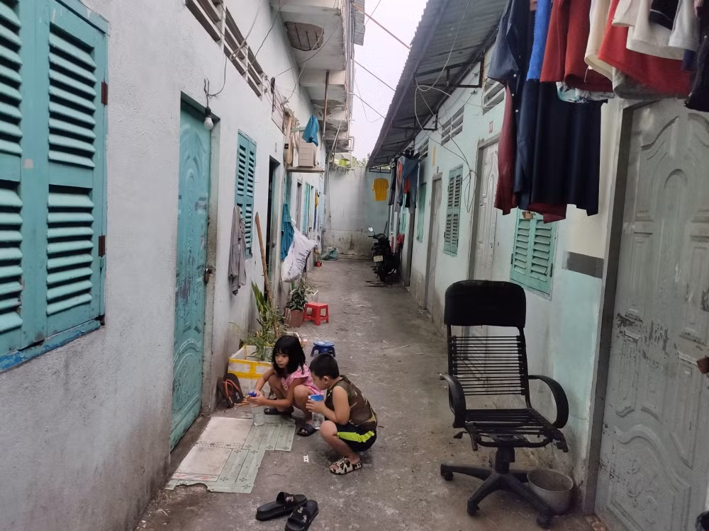 Sở Xây dựng TPHCM trả lời chất vấn về nhà ở xã hội So Xay dung TPHCM tra loi chat van ve nha o xa hoi