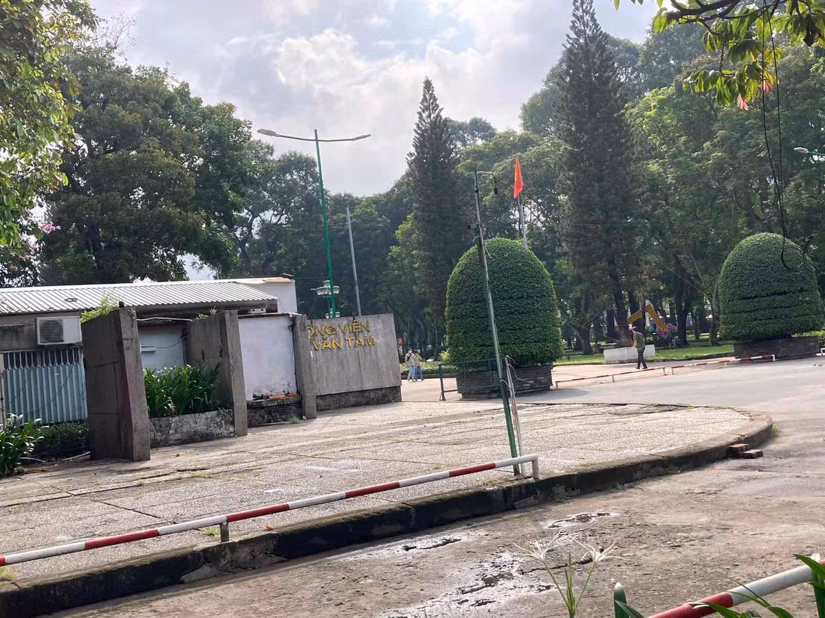 10 năm nữa TPHCM mới có bãi đậu xe ngầm? - Hình 3 10 nam nua TPHCM moi co bai dau xe ngam?-Hinh-3