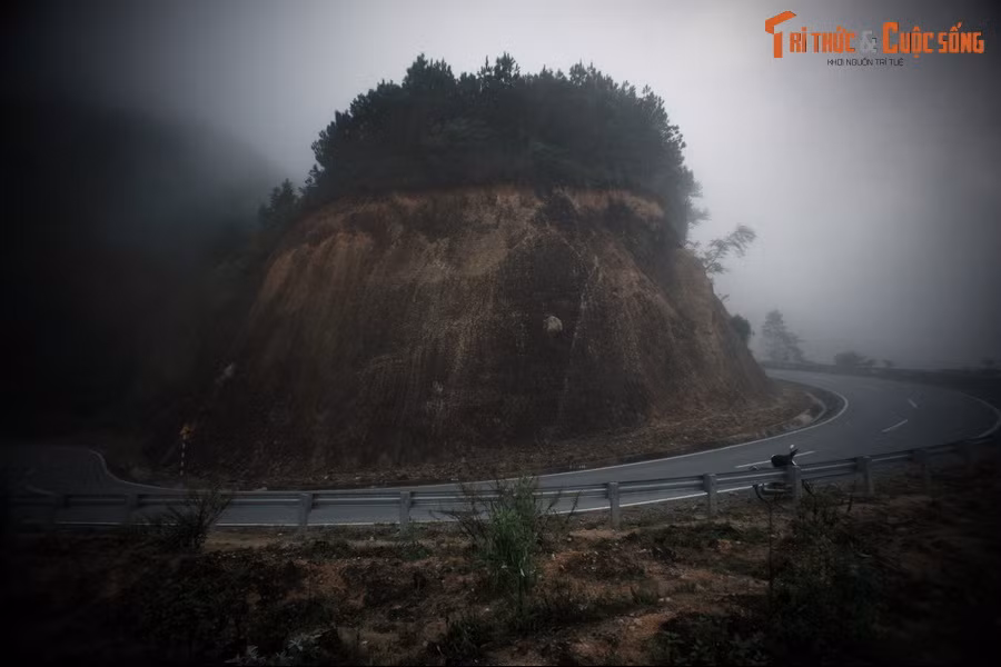 Ngày nay, đèo Ô Quy Hồ được xếp vào danh sách “tứ đại đỉnh đèo” miền Tây Bắc, là một cung đường thu hút nhiều “phượt thủ” khắp ba miền đến khám phá và chinh phục.