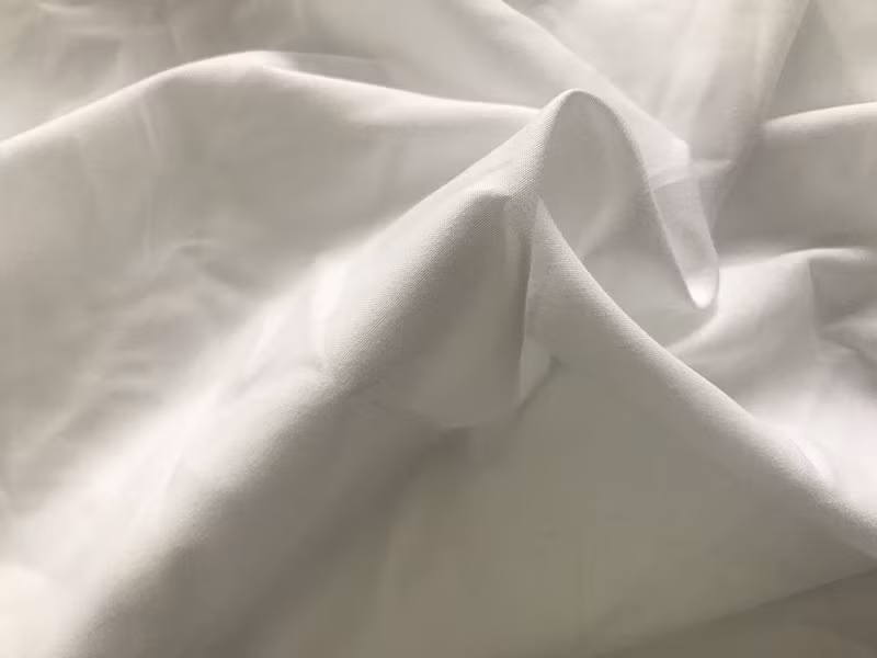  Lý do thứ nhất: Kiểm tra xem người đó còn sống hay không. Mục đích đầu tiên khi phủ tấm vải lên mặt tử thi là để xác nhận xem người đó đã thực sự đã mất hay chưa. Ở nhiều nơi phương thức tang lễ chủ yếu là chôn dưới đất. Một số người trong quá trình mang đi chôn cất thì phát hiện có tiếng gọi, khi mở quan tài mới biết người đó vẫn chưa chết.