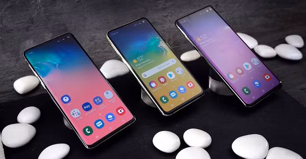 Số lượng máy bán ra của Samsung cao gấp đôi Apple, tăng 2,2 % so với cùng kì năm ngoái.