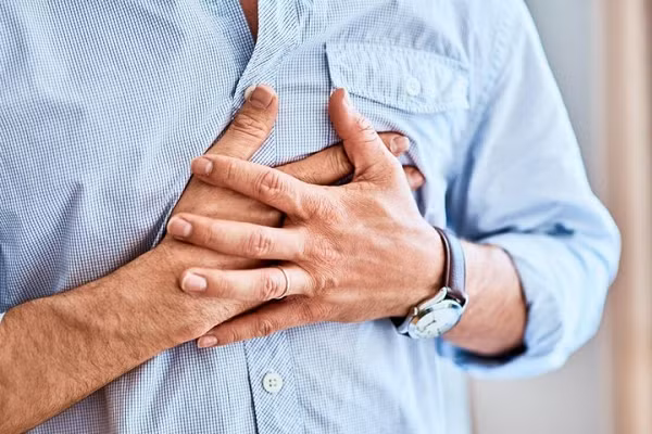 Thông tin nghệ sĩ Chí Tài qua đời đột ngột vì đột quỵ nhiều người thương xót và không khỏi hoang mang. Liệu có chắc rằng sức khỏe của chính bản thân mình đang không có vấn đề?