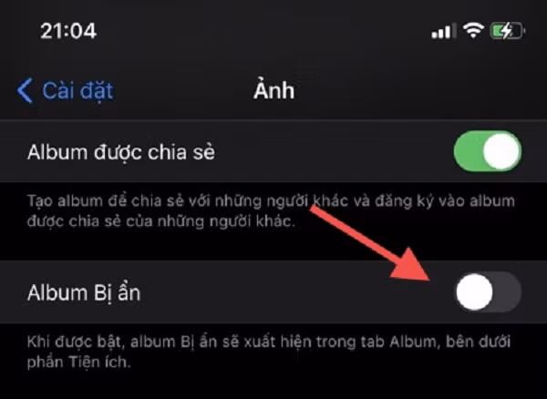 Với iOS 14, Apple đã thêm một tuỳ chọn cho phép bạn ẩn đi album ẩn này, đảm bảo những thứ bí mật sẽ thực sự bí mật.
