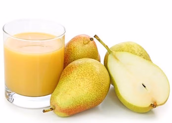 Nước ép lê. Quả lê có thể cải thiện đáng kể các triệu chứng khô họng, ngứa họng, đau họng và khản tiếng… ở những người có bệnh về đường hô hấp. Đun sôi nước lê, cho vừa đủ một lượng đường hoặc thêm chút mật ong sẽ thành món nước lê hoặc súp lê, có tác dụng bổ âm mát phổi, hỗ trợ cho dạ dày rất tốt, ngoài ra còn trị ho hạ nhiệt.