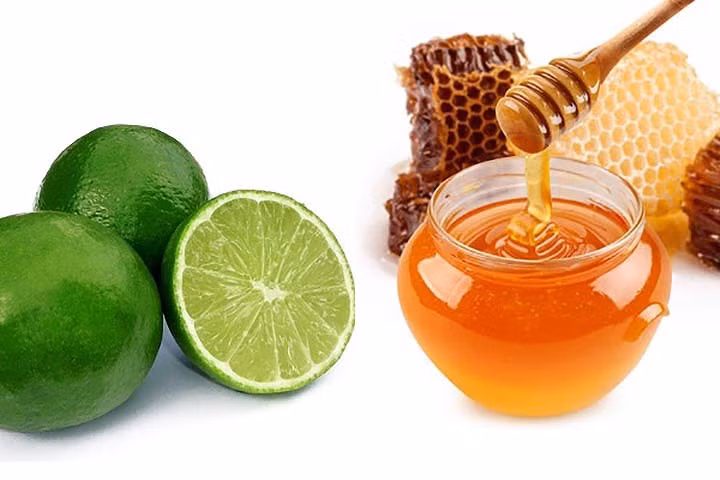  Nước chanh mật ong. Nếu bạn cảm thấy mệt mỏi vì thời tiết mùa đông, bạn nên thử công thức đồ uống gồm có rễ gừng, chanh và mật ong. Đồ uống nóng là giải pháp hữu hiệu để phòng tránh cảm lạnh cũng như giảm bớt sự mệt mỏi, mang tinh thần bạn trở lại.