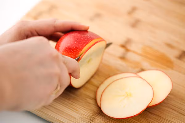 Các loại mặt nạ đắp trước khi ngủ để trẻ hóa làn da - Hình 2 Cac loai mat na dap truoc khi ngu de tre hoa lan da-Hinh-2