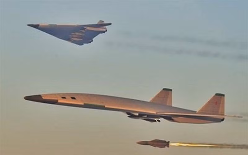 Chính vì vậy giữa chiếc Tu-95 và Poslanhik dự báo sẽ xuất hiện xung đột về mục đích sử dụng nếu chúng chỉ được triển khai cho vai trò phóng tên lửa từ xa và không tiếp cận mục tiêu ở cự ly gần.