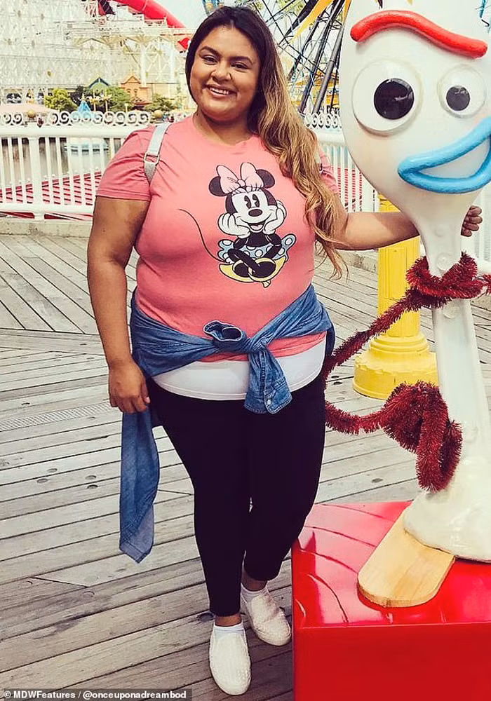 Natalie Vargas, 31 tuổi sống tại Los Angeles từng được ví như “xúc xích di động” bởi cân nặng 140kg. Suốt thời gian dài, kỹ thuật viên sản xuất dược phẩm phải vật lộn với cân nặng của mình do thói quen lười vận động nhưng lại thích ăn uống, tiệc tùng.