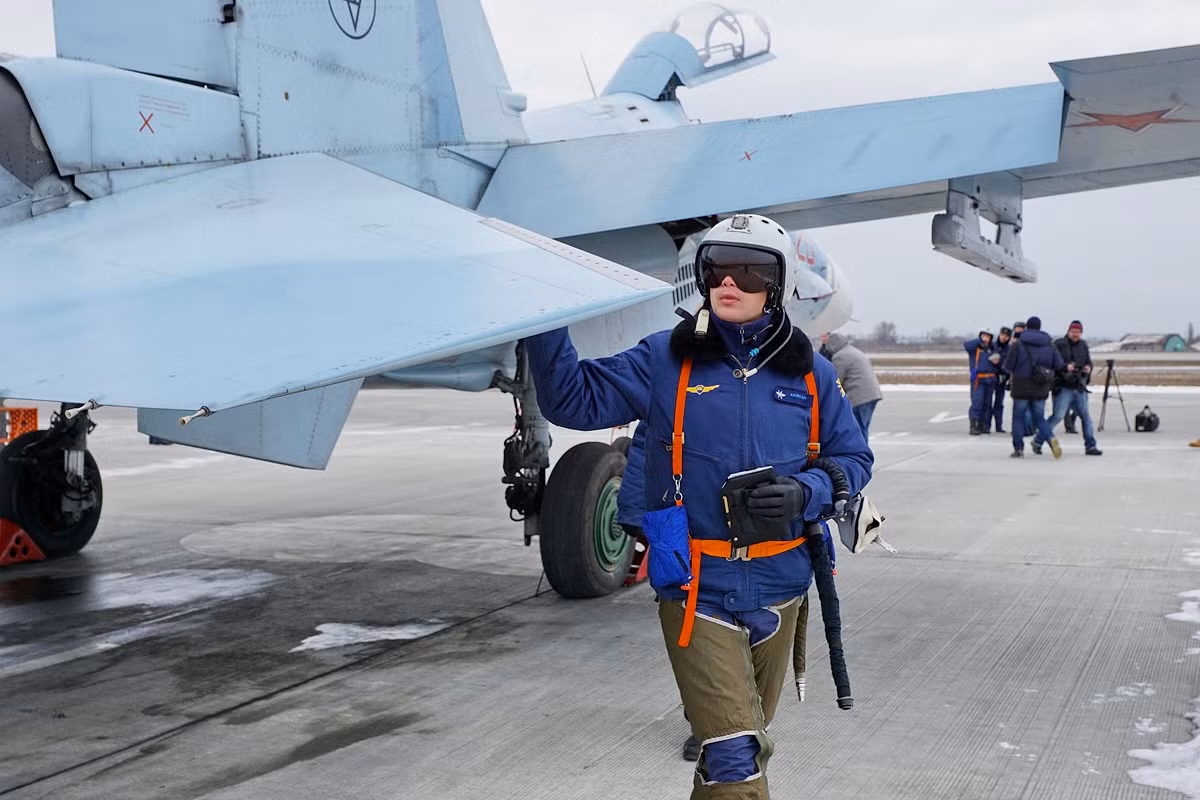Mới đây ở khu vực Volgograd đã diễn ra cuộc huấn luyện bắn đạt thật, các phi công đã thực hiện phóng hơn 2.500 tên lửa không điều khiển và bom hàng không. Mục tiêu mà chúng nhắm tới là các trung tâm chỉ huy, nhà kho và vị trí chiến lược của kẻ thù.